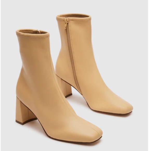 Steve Madden Hush Butter Boot - Picture 1 of 7